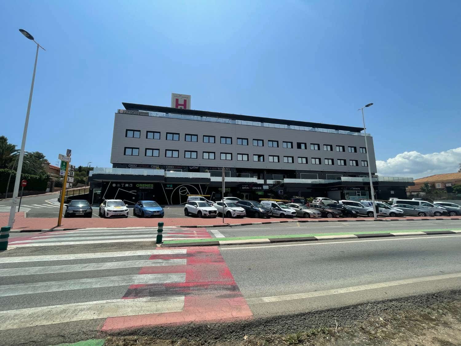 3 makuuhuone Bungalow myytävänä paikassa Torrevieja mukana 
autotalli - 169 999 € (Ref: 9481888)