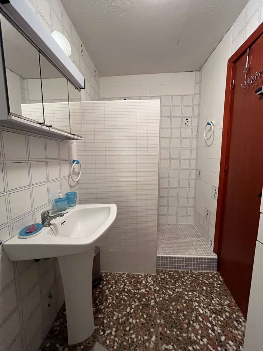 3 soveværelse Byhus til salg i Torrevieja med garage - € 169.999 (Ref: 9481888)