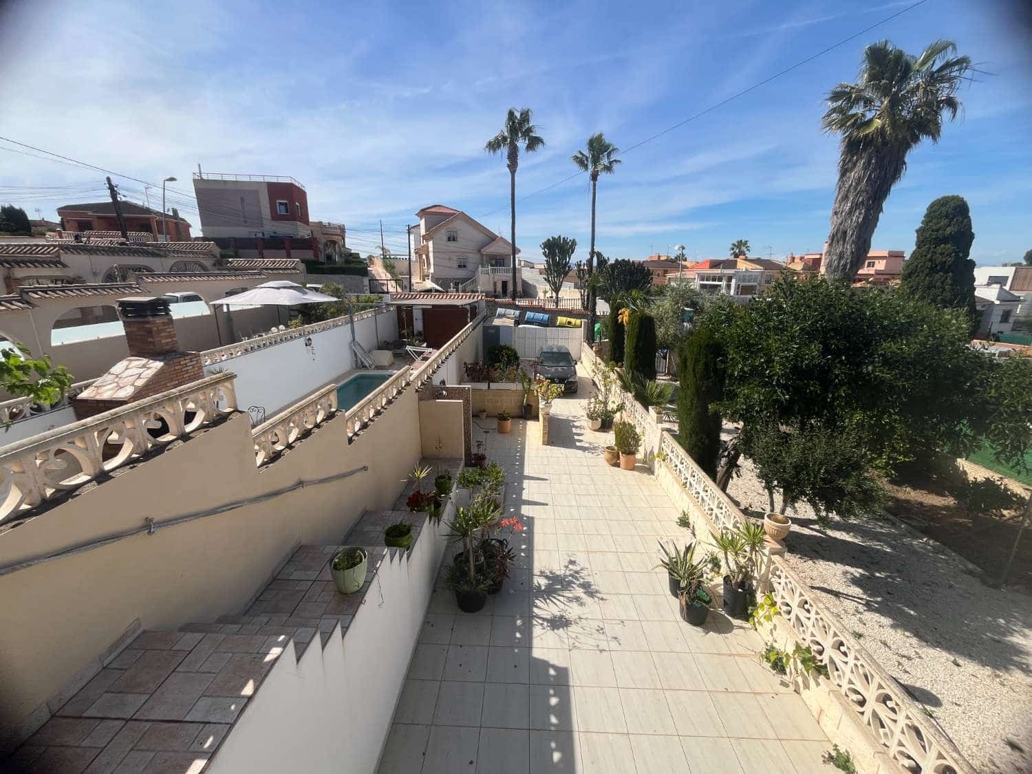 3 soveværelse Byhus til salg i Torrevieja med garage - € 169.999 (Ref: 9481888)