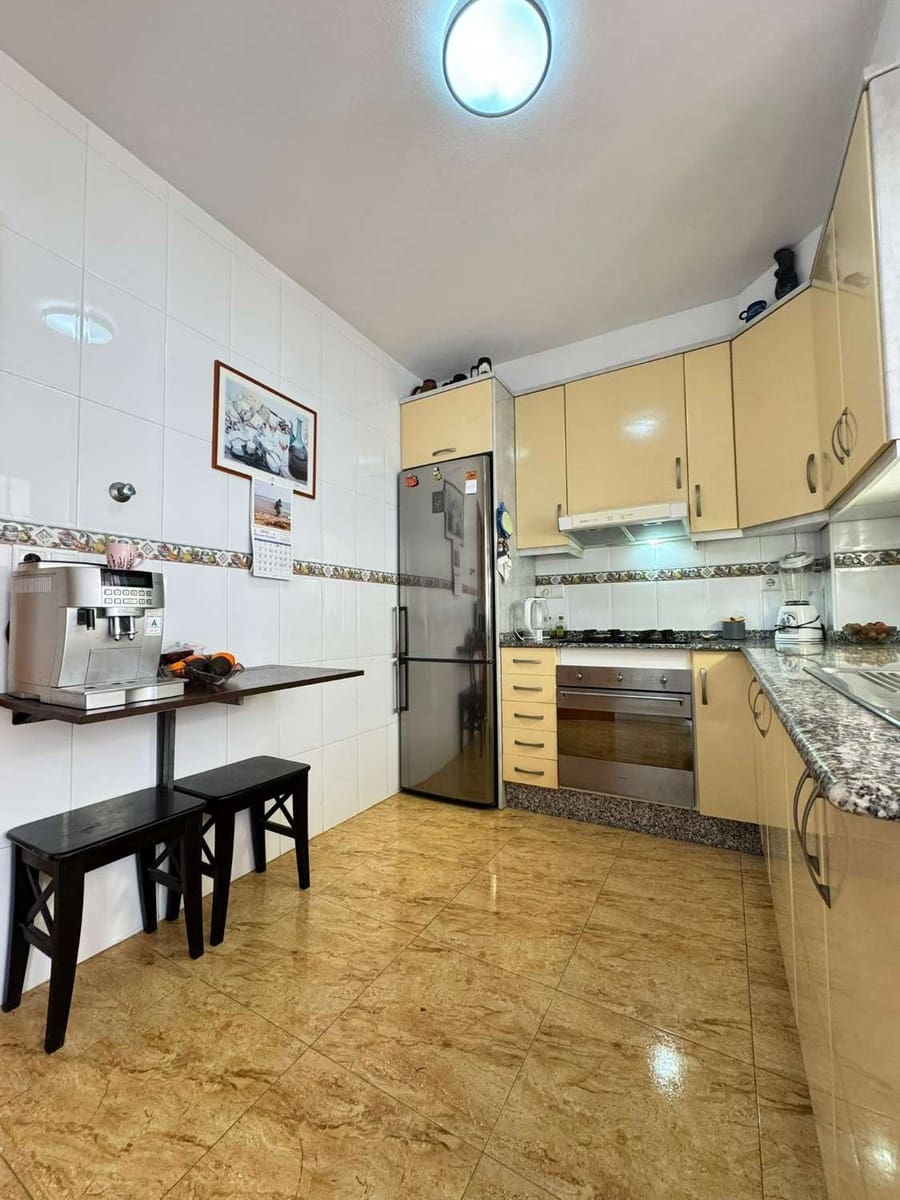 3 bedroom Flat for sale in Orihuela with pool garage - € 185,000 (Ref: 9488198)