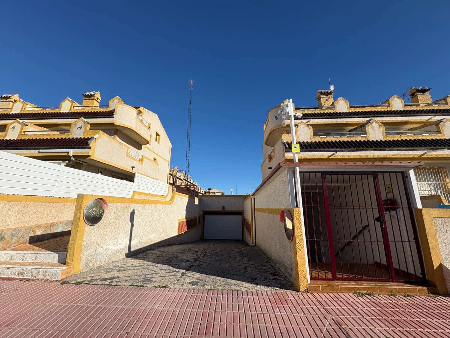 Garasje til salgs i Orihuela - € 11 000 (Ref: 9491106)