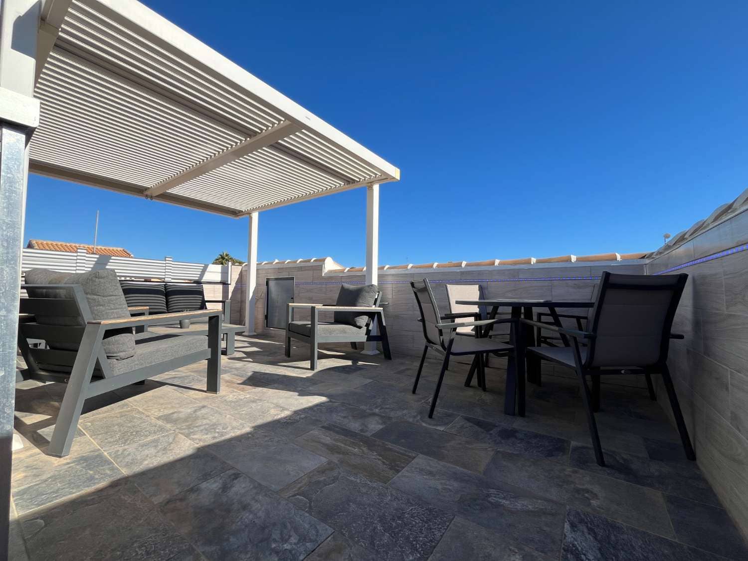 2 soveværelse Byhus til salg i Orihuela med swimmingpool - € 219.000 (Ref: 9491107)