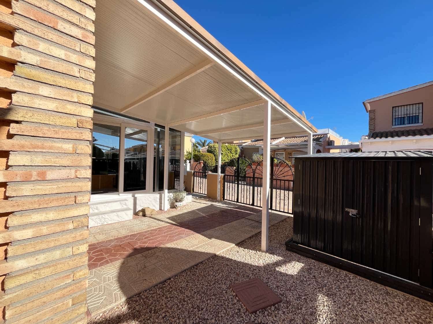 2 soveværelse Byhus til salg i Orihuela med swimmingpool - € 219.000 (Ref: 9491107)