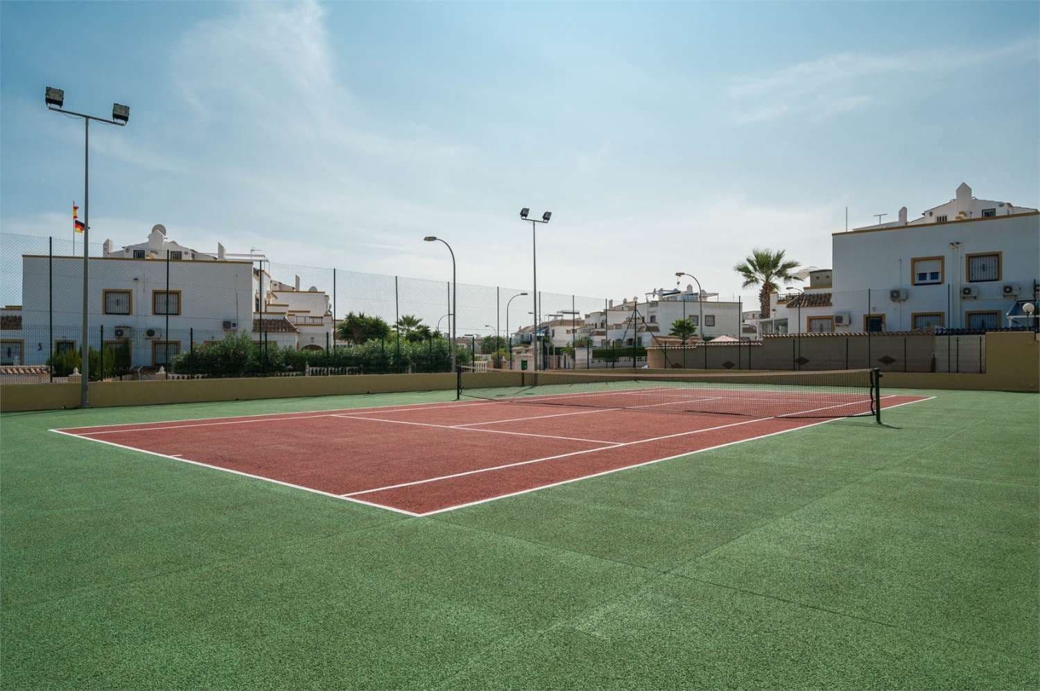 2 soverom Leilighet til salgs i Orihuela med svømmebasseng - € 157 000 (Ref: 9494456)