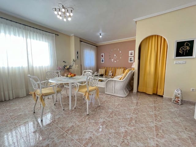 2 slaapkamer Huis te koop in Orihuela met zwembad - € 229.000 (Ref: 9496904)