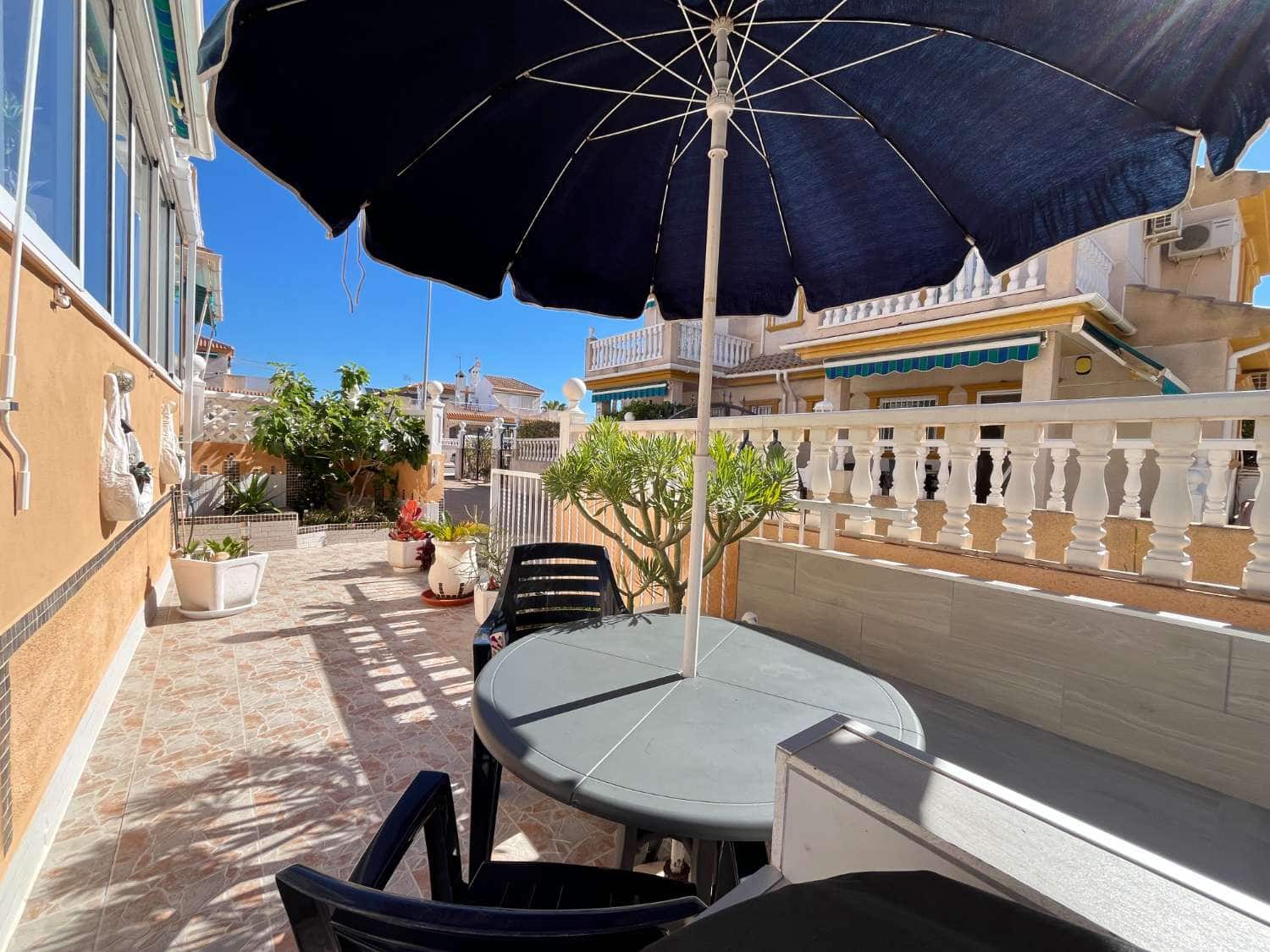 3 soveværelse Byhus til salg i Orihuela med swimmingpool - € 229.000 (Ref: 9496904)