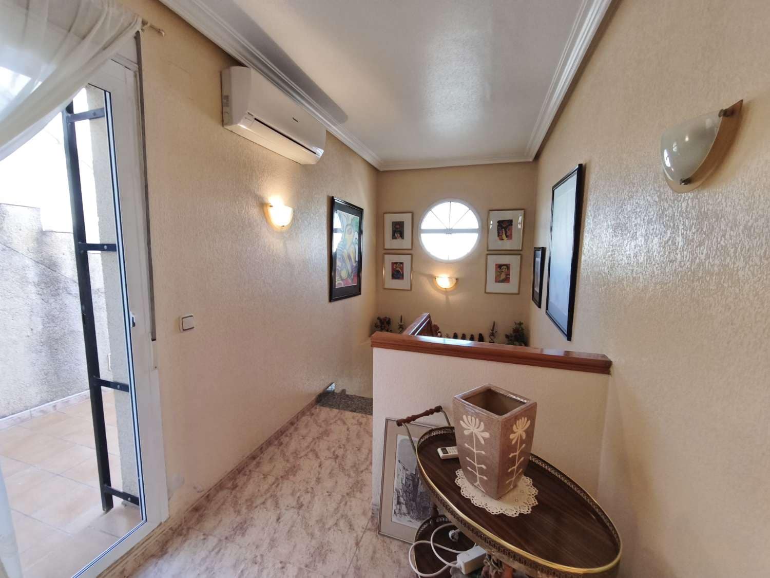 2 slaapkamer Flat te koop in Orihuela met zwembad - € 239.000 (Ref: 9503900)