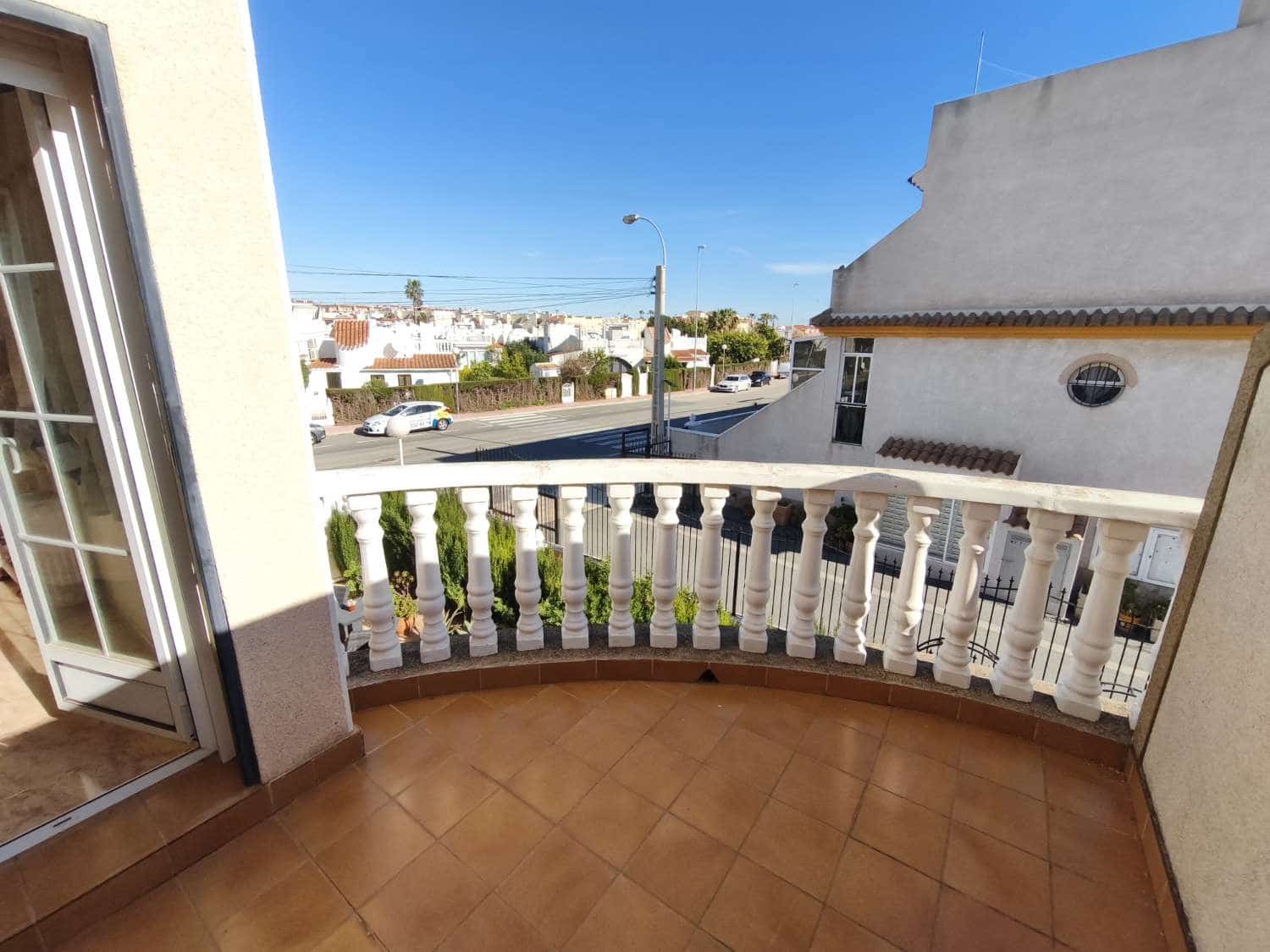 2 slaapkamer Flat te koop in Orihuela met zwembad - € 239.000 (Ref: 9503900)