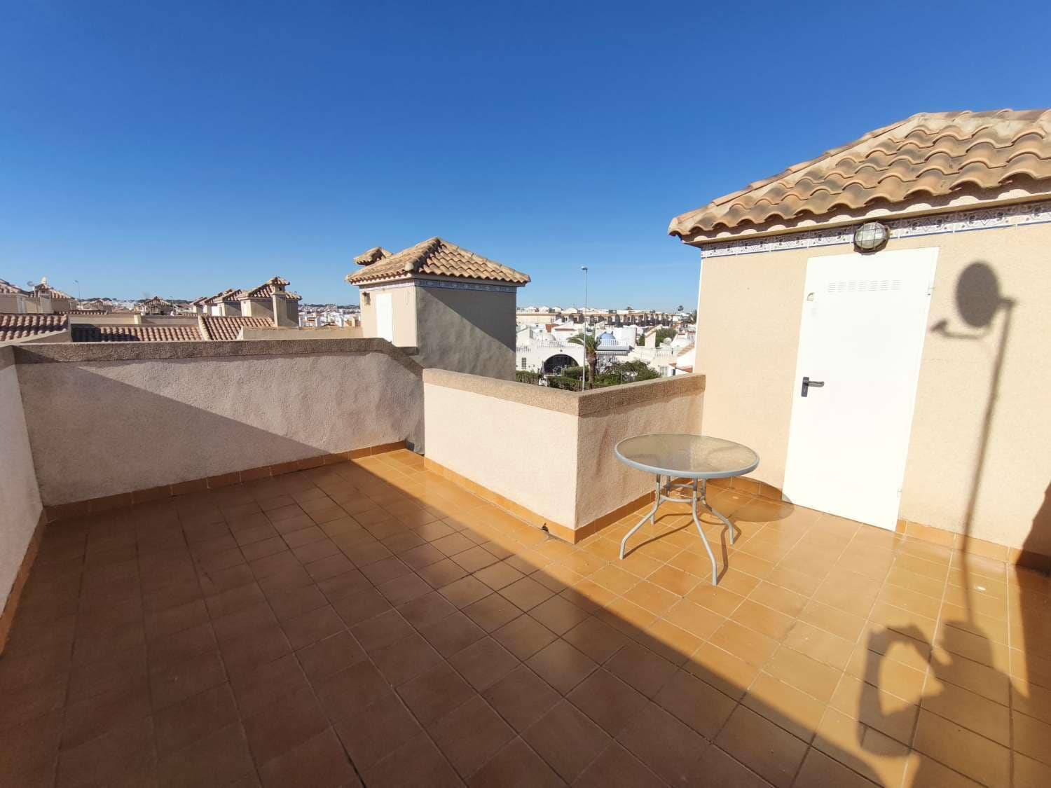 2 slaapkamer Flat te koop in Orihuela met zwembad - € 239.000 (Ref: 9503900)