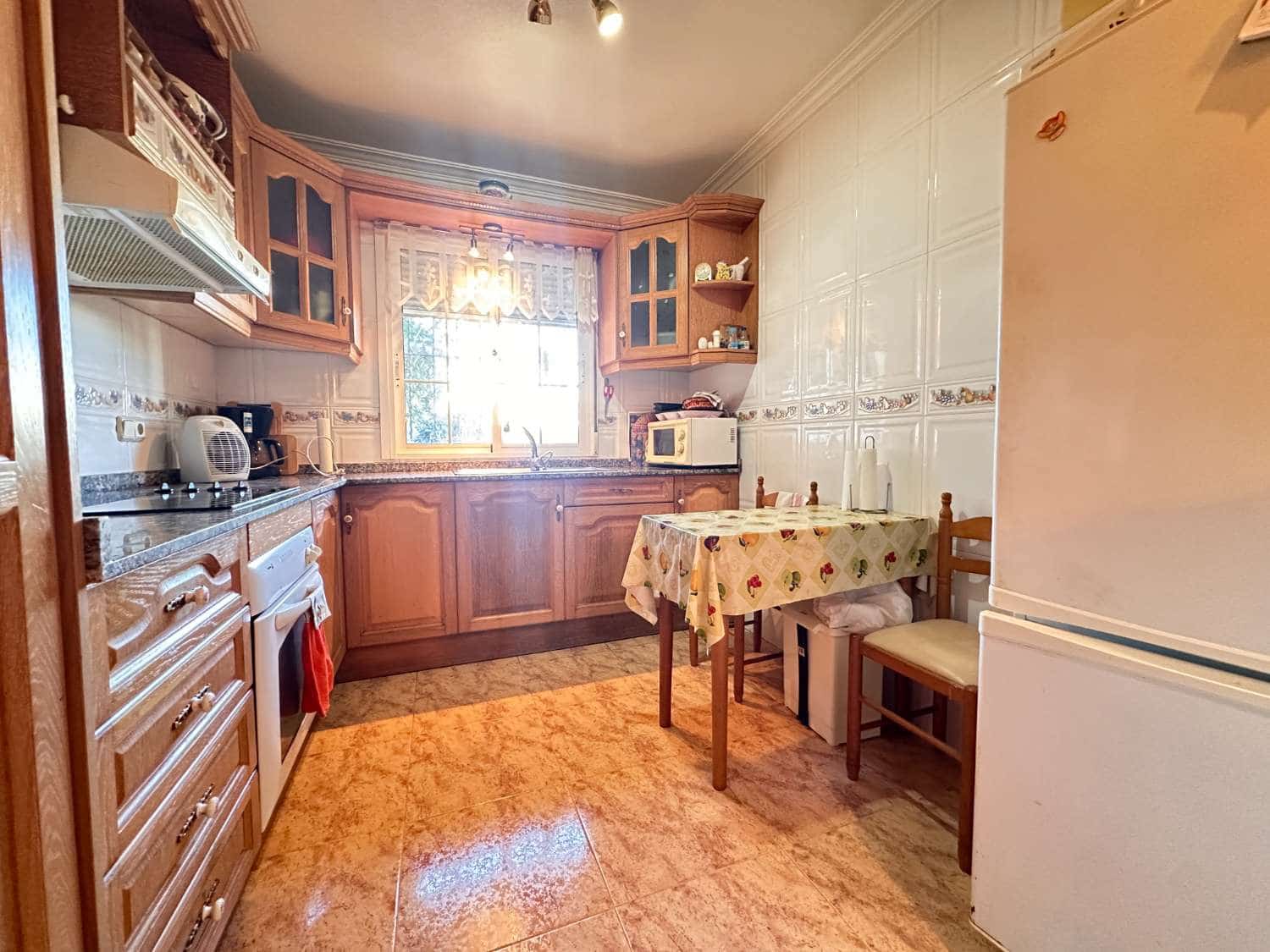 2 slaapkamer Flat te koop in Orihuela met zwembad - € 239.000 (Ref: 9503900)