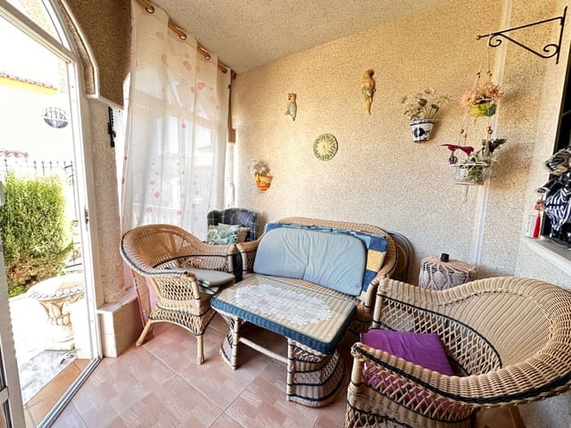 2 soveværelse Lejlighed til salg i Orihuela med swimmingpool - € 239.000 (Ref: 9503900)