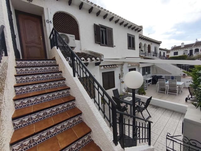 2 makuuhuone Ranta-asunto myytävänä paikassa Orihuela mukana uima-altaan - 229 000 € (Ref: 9513231)