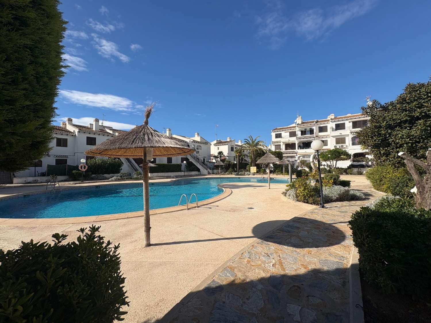 2 bedroom Beach Apartment for sale in Orihuela with pool - € 229,000 (Ref: 9513231)