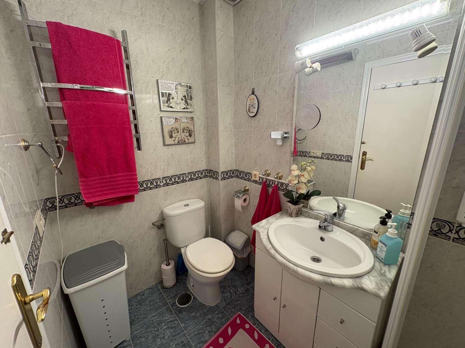 2 bedroom Beach Apartment for sale in Orihuela with pool - € 229,000 (Ref: 9513231)