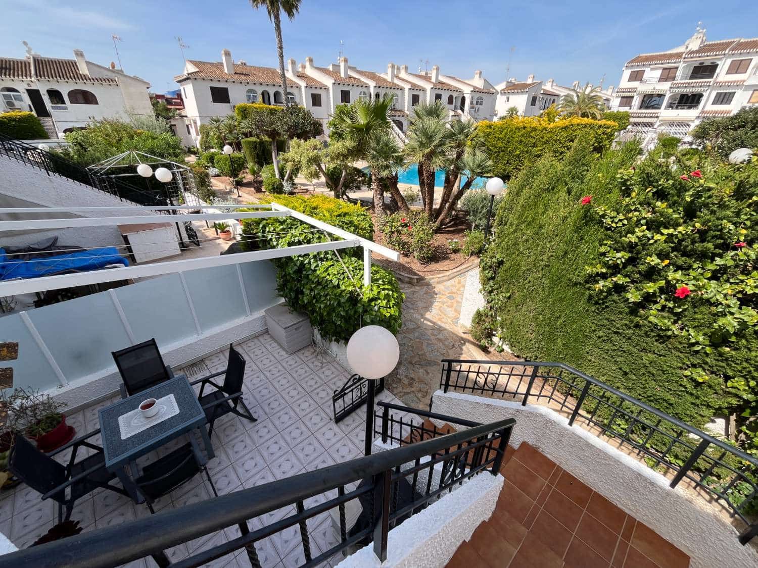 2 bedroom Beach Apartment for sale in Orihuela with pool - € 209,000 (Ref: 9513231)