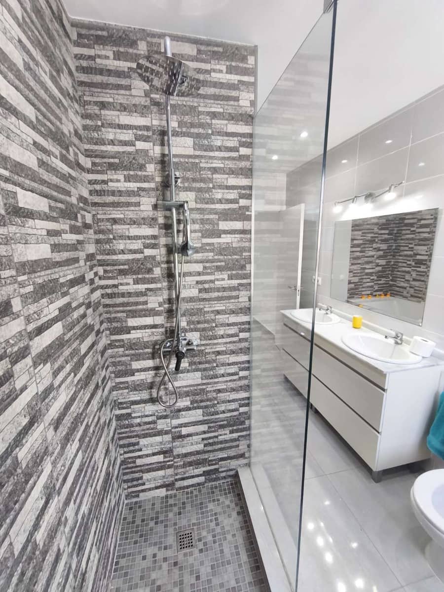 4 bedroom Villa for sale in Torrevieja with pool - € 665,000 (Ref: 9518494)