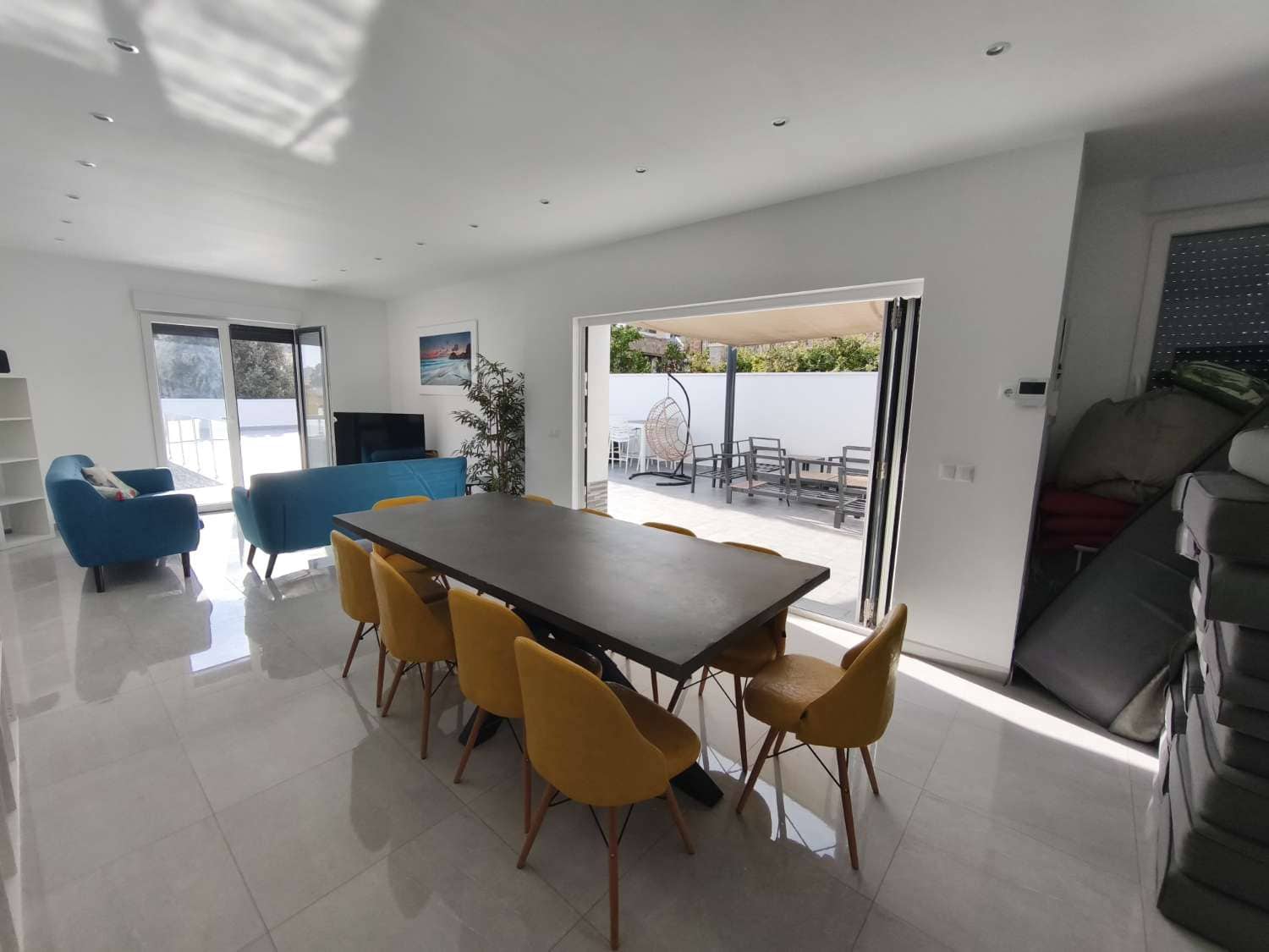 4 bedroom Villa for sale in Torrevieja with pool - € 665,000 (Ref: 9518494)