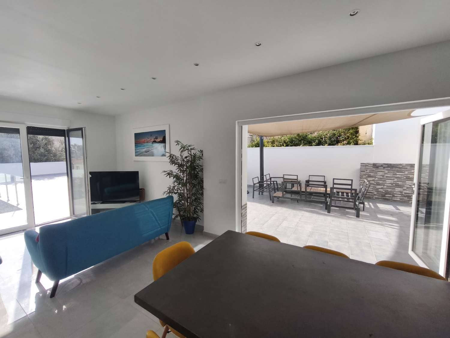 4 bedroom Villa for sale in Torrevieja with pool - € 665,000 (Ref: 9518494)