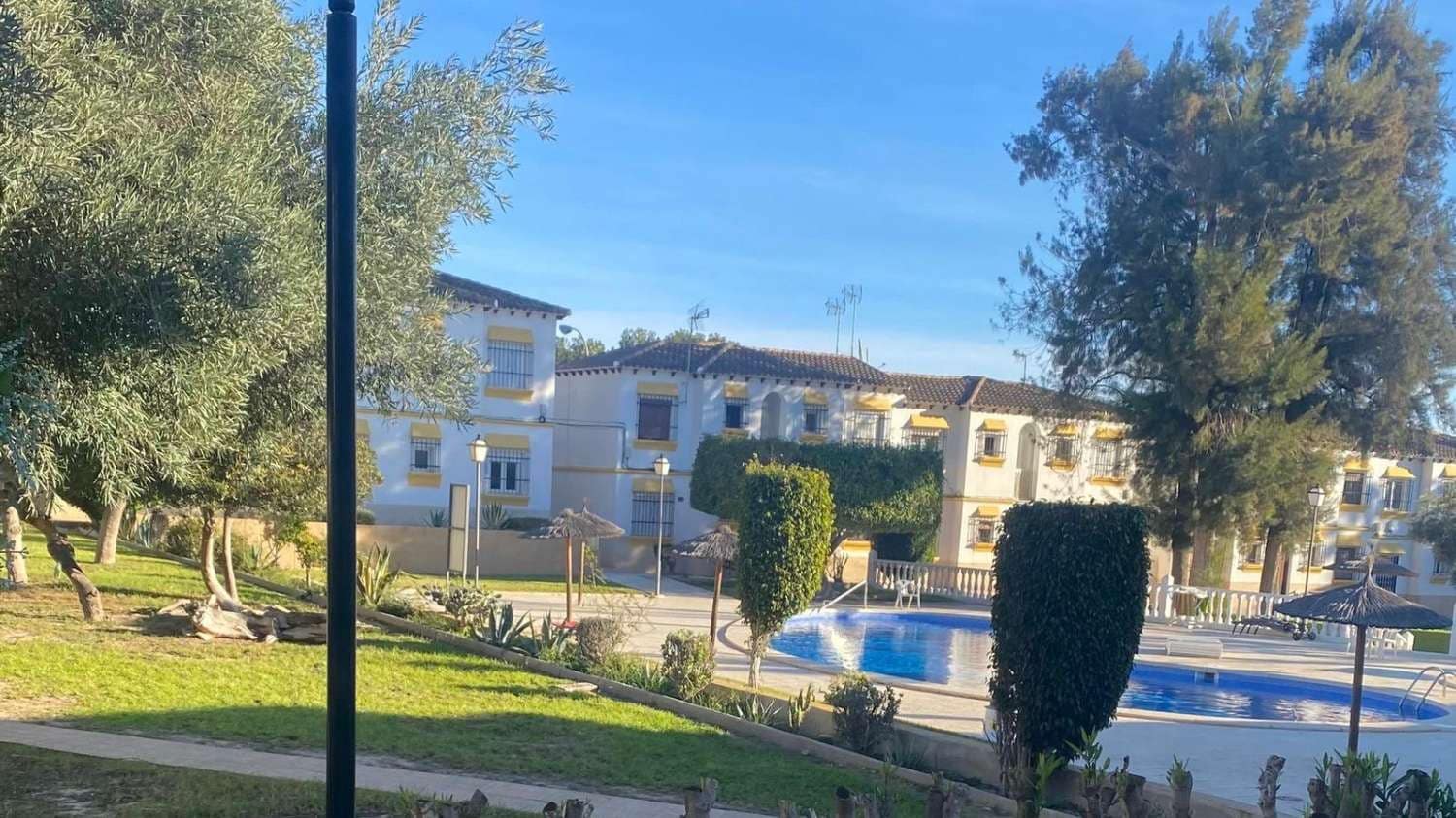 1 Zimmer Wohnung zu verkaufen in San Miguel de Salinas mit Pool - 115.000 € (Ref: 9529504)
