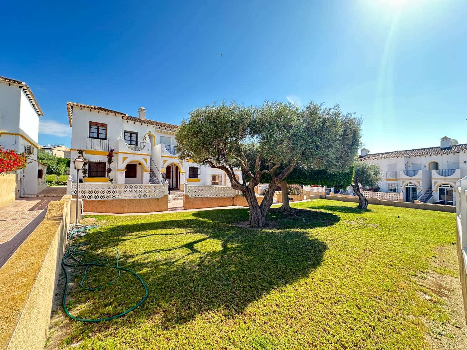 Piso de 1 habitación en San Miguel de Salinas en venta con piscina - 115.000 € (Ref: 9529504)