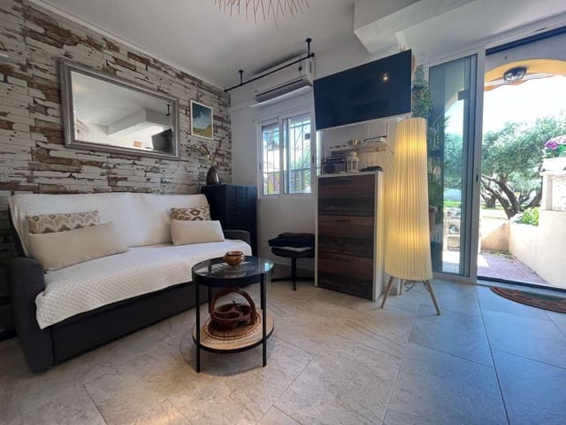 1 makuuhuone Asunto myytävänä paikassa San Miguel de Salinas mukana uima-altaan - 115 000 € (Ref: 9529504)