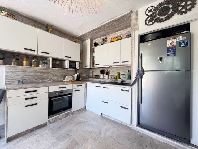 1 makuuhuone Asunto myytävänä paikassa San Miguel de Salinas mukana uima-altaan - 115 000 € (Ref: 9529504)