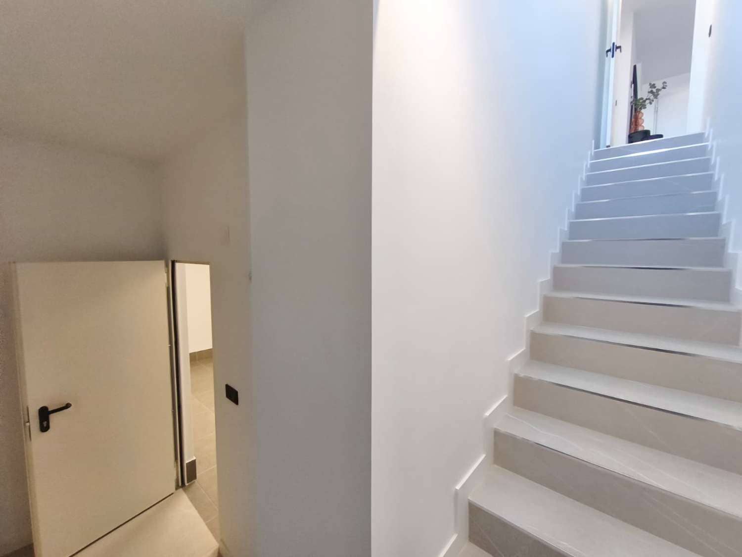 3 soverom Villa til salgs i Torrevieja med svømmebasseng - € 595 000 (Ref: 9529505)