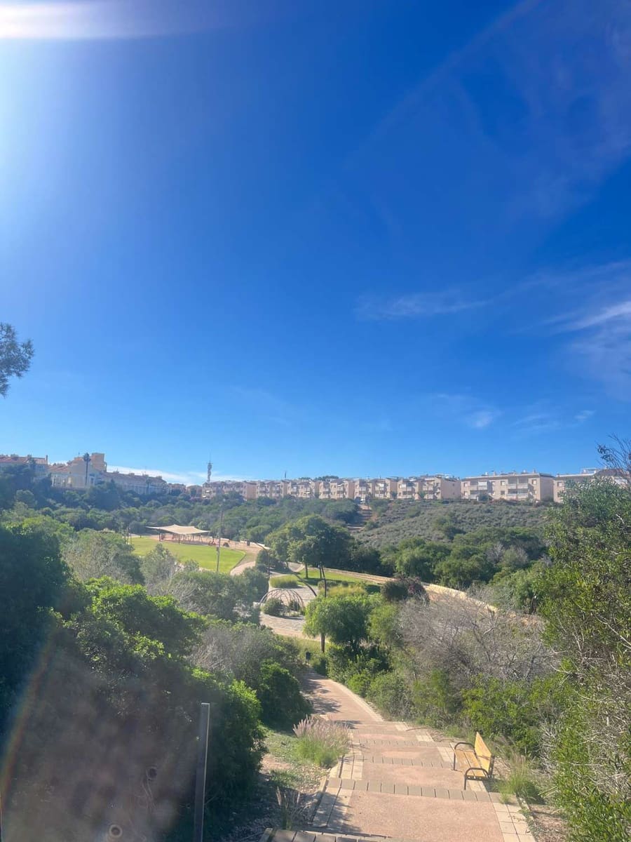 3 soverom Villa til salgs i Torrevieja med svømmebasseng - € 595 000 (Ref: 9529505)