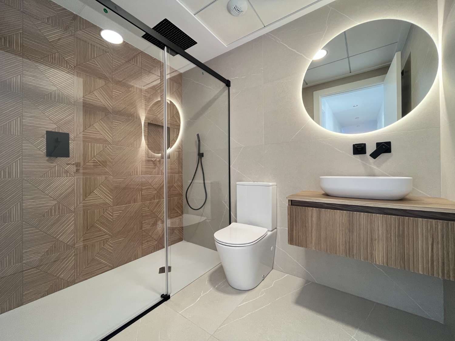 3 soverom Villa til salgs i Torrevieja med svømmebasseng - € 595 000 (Ref: 9529505)