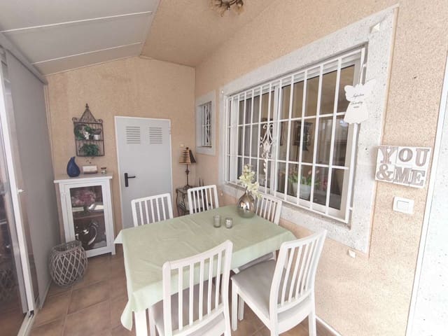 4 makuuhuone Bungalow myytävänä paikassa Torrevieja - 140 000 € (Ref: 9535573)