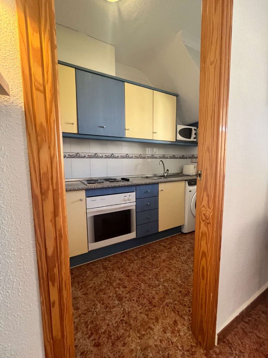 2 Zimmer Strandapartment zu verkaufen in Orihuela mit Pool - 144.900 € (Ref: 9560956)