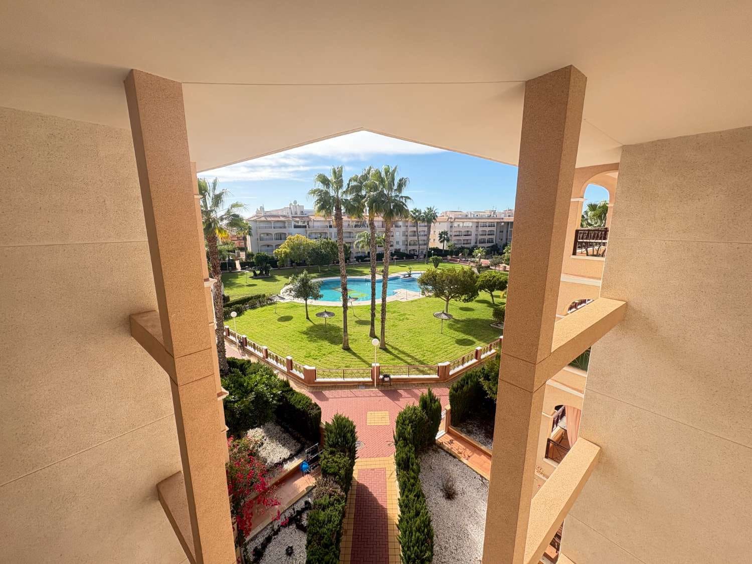 3 bedroom Beach Apartment for sale in Orihuela with pool garage - € 265,000 (Ref: 9570713)