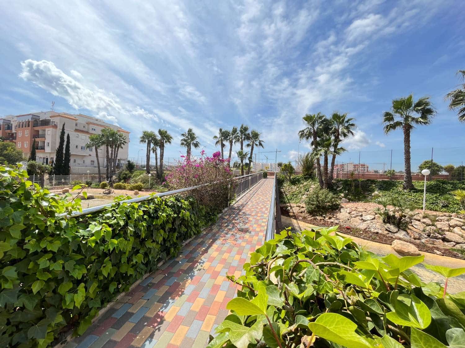 3 bedroom Beach Apartment for sale in Orihuela with pool garage - € 265,000 (Ref: 9570713)