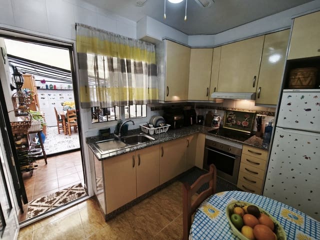 3 makuuhuone Bungalow myytävänä paikassa Orihuela mukana uima-altaan - 179 990 € (Ref: 9573998)