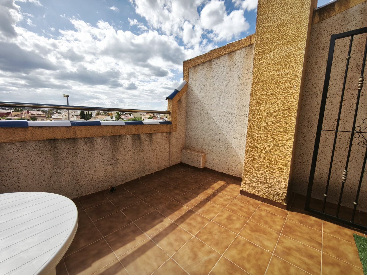 3 makuuhuone Bungalow myytävänä paikassa Orihuela mukana uima-altaan - 179 990 € (Ref: 9573998)