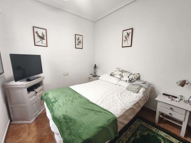 4 chambre Villa/Maison Mitoyenne à vendre à Orihuela avec piscine - 299 999 € (Ref: 9585483)