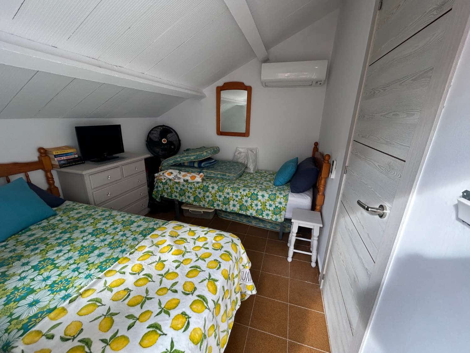 4 chambre Villa/Maison Mitoyenne à vendre à Orihuela avec piscine - 299 999 € (Ref: 9585483)