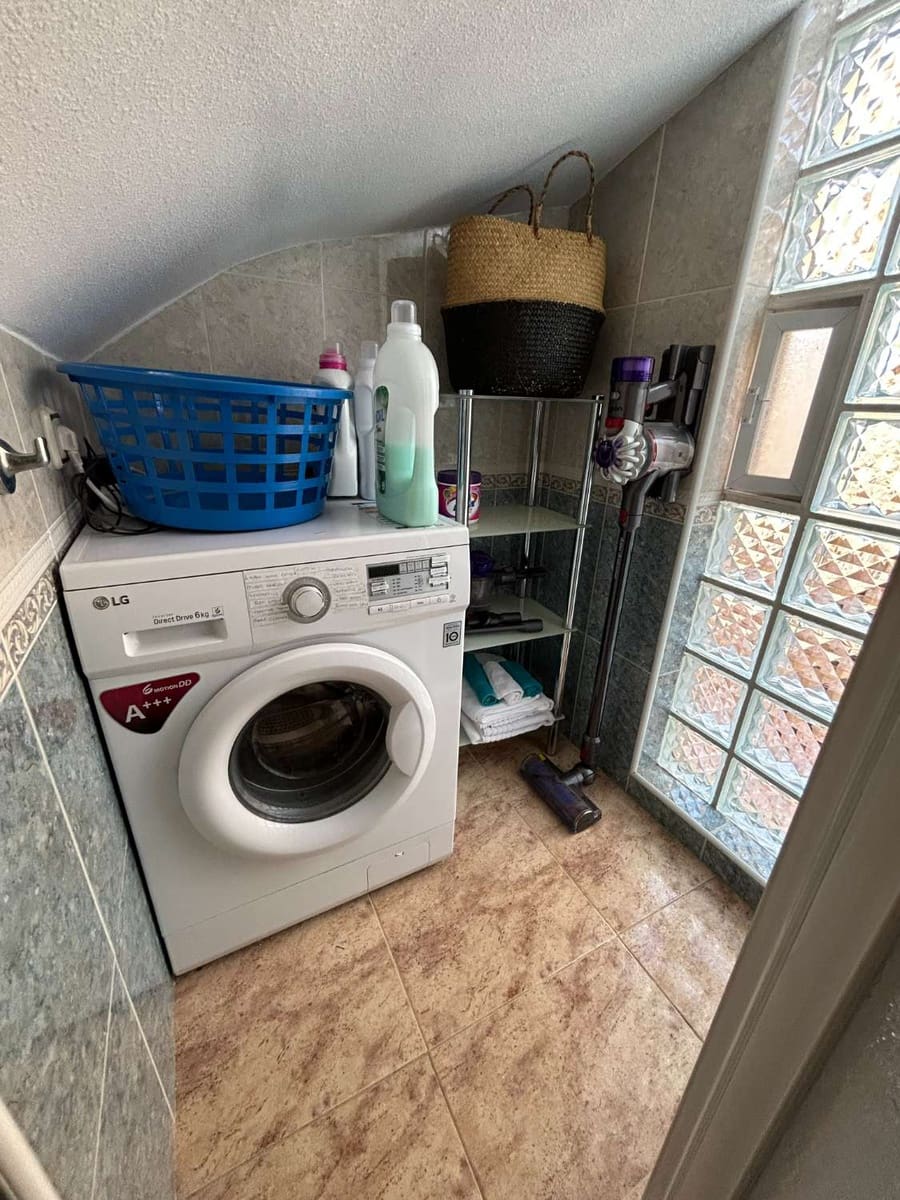 3 quarto Moradia em Banda para venda em Orihuela com piscina - 265 000 € (Ref: 9594711)