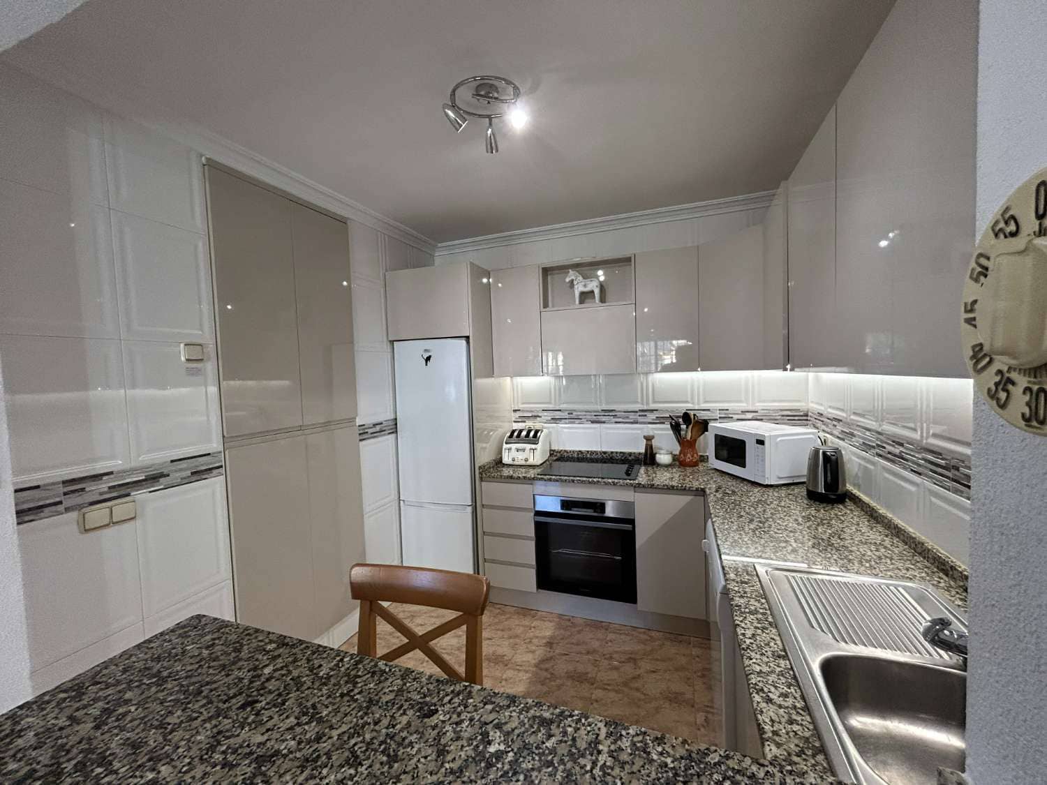 3 quarto Moradia em Banda para venda em Orihuela com piscina - 265 000 € (Ref: 9594711)