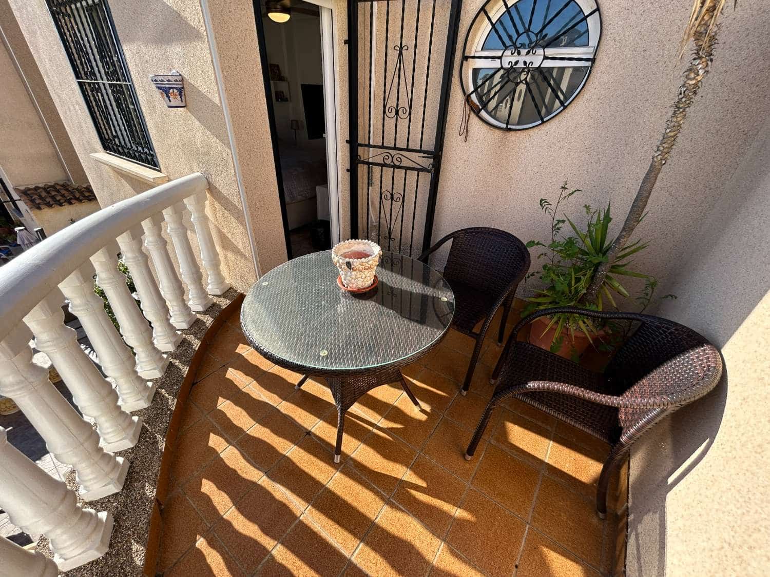 3 quarto Moradia em Banda para venda em Orihuela com piscina - 265 000 € (Ref: 9594711)