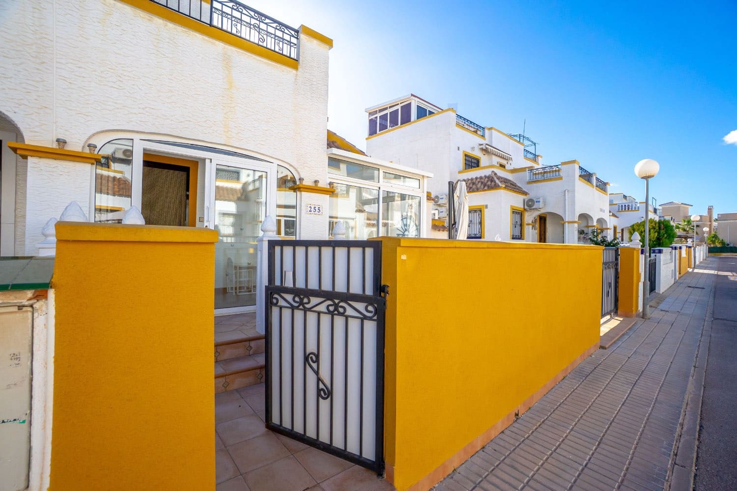 3 bedroom Flat for sale in Orihuela with pool - € 210,000 (Ref: 9619002)