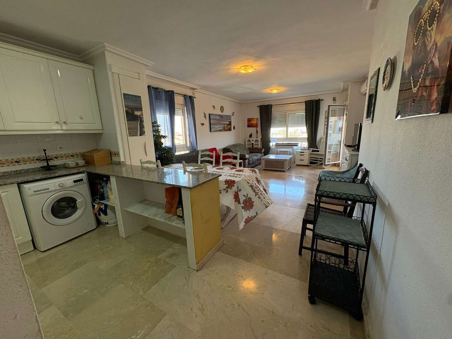 2 slaapkamer Penthouse te koop in Orihuela met zwembad - € 185.000 (Ref: 9625353)