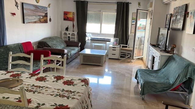 2 slaapkamer Penthouse te koop in Orihuela met zwembad - € 185.000 (Ref: 9625353)