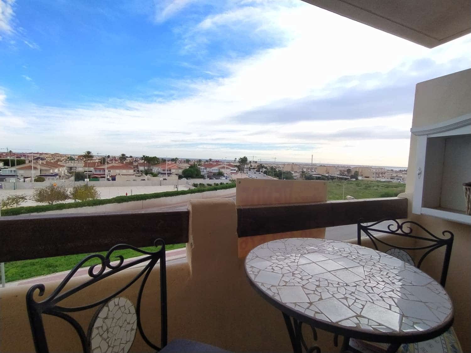 Ático de 2 habitaciones en Orihuela en venta con piscina - 176.000 € (Ref: 9625353)