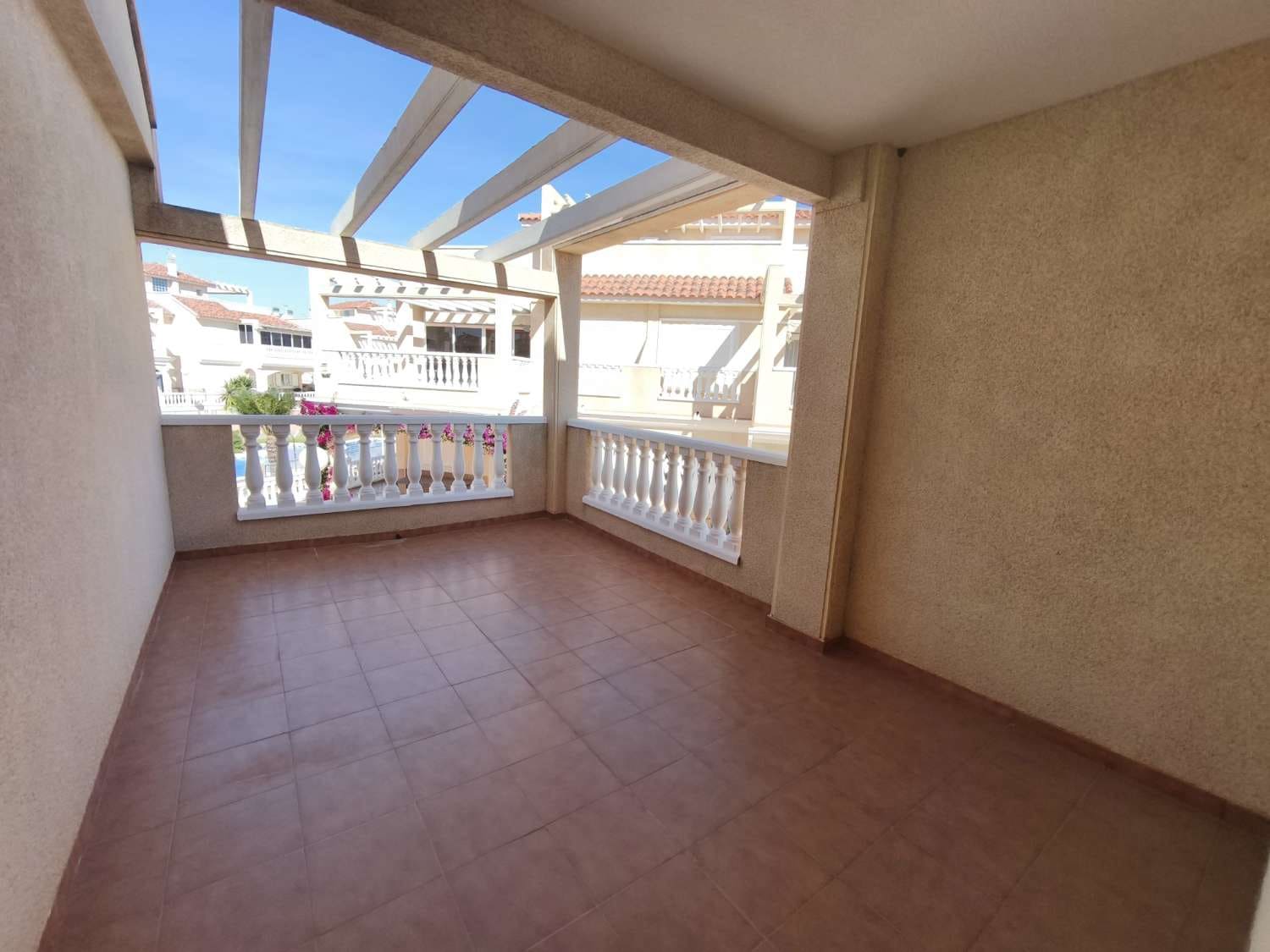 3 quarto Apartamento para venda em Orihuela com piscina - 265 000 € (Ref: 9627262)