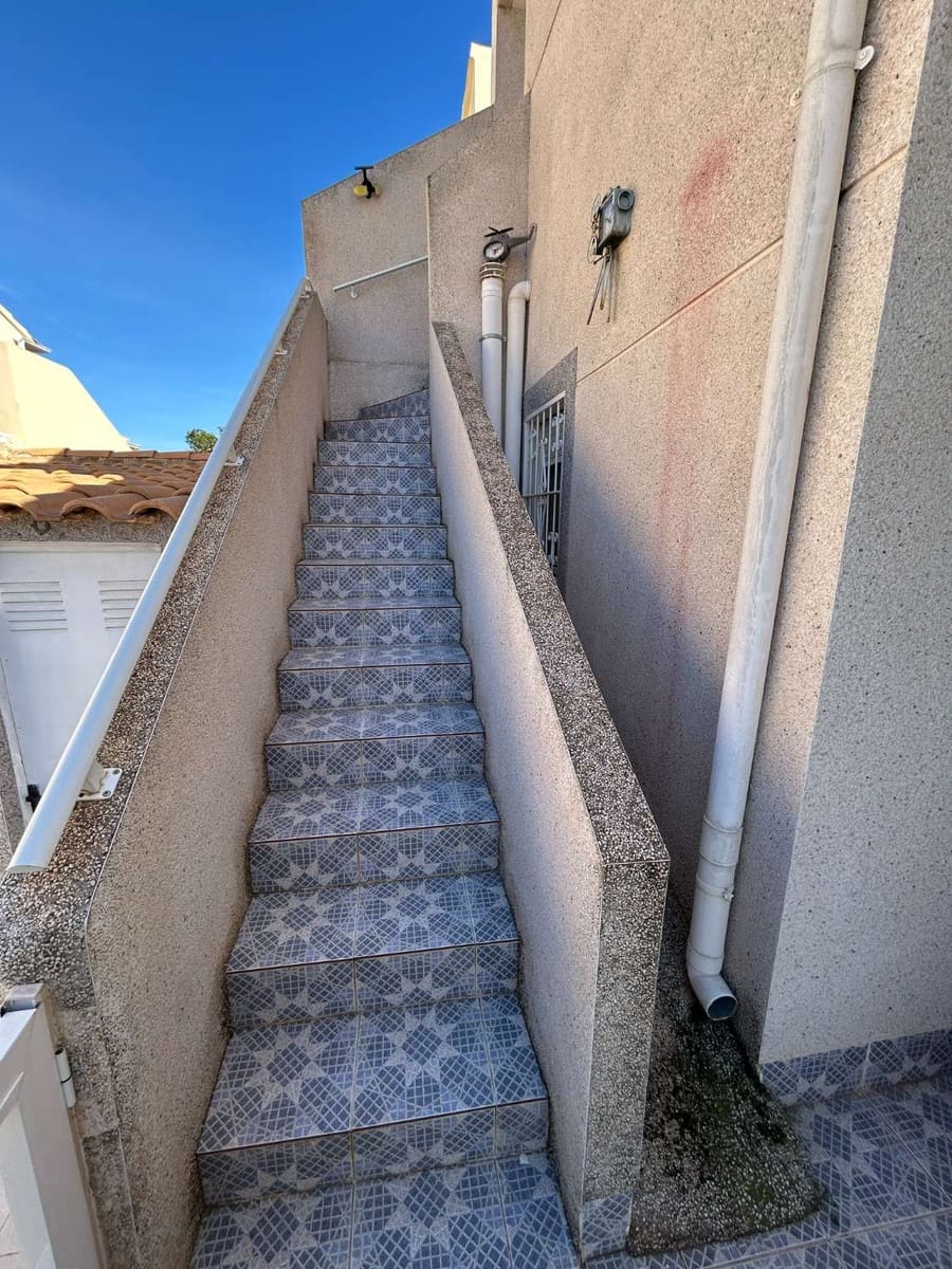 3 slaapkamer Rijtjeshuis te koop in Orihuela - € 189.000 (Ref: 9629673)