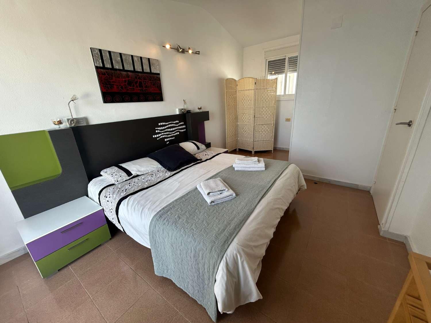 2 bedroom Beach Apartment for sale in Torrevieja with pool - € 199,000 (Ref: 9629674)