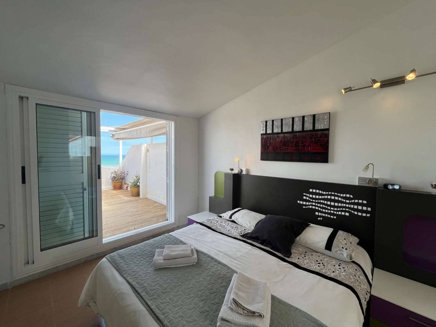 Apartamento Playa de 2 habitaciones en Torrevieja en venta con piscina - 190.000 € (Ref: 9629674)