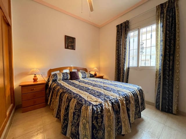 2 camera da letto Appartamento sulla Spiaggia in vendita in Orihuela - 135.000 € (Rif: 9643798)