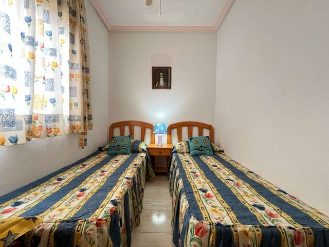 2 camera da letto Appartamento sulla Spiaggia in vendita in Orihuela - 135.000 € (Rif: 9643798)